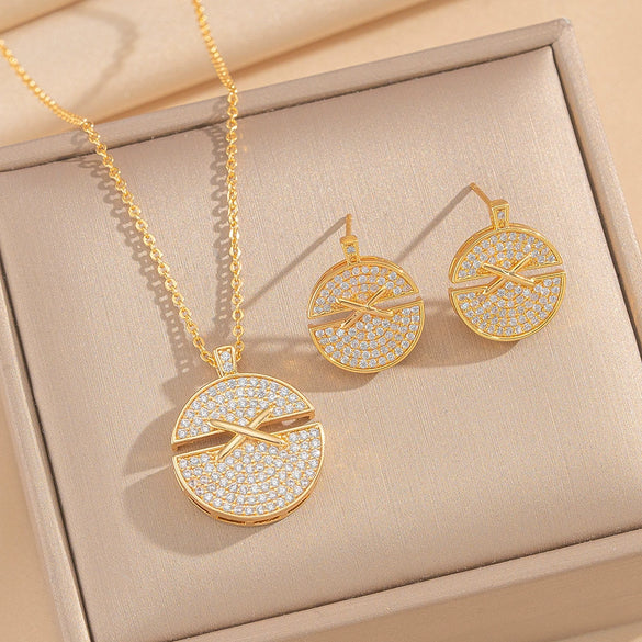 Wholesale Light Luxury Geometric Cross Crown Roman Numerals Diamond Inlay Gold Plated Copper O Word Chain Jewelry Set For Unisex