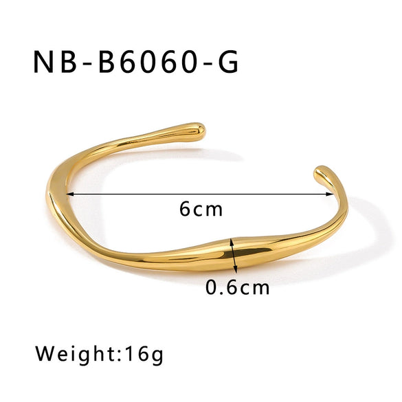 Wholesale Light Luxury Geometric Gold Titanium Steel And Stainless Steel Bracelet Inlaid With Zircon And Diamonds