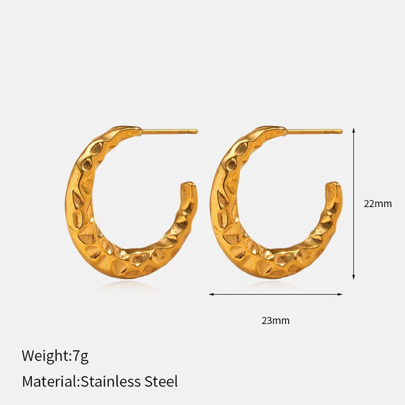 Wholesale Light Luxury Geometric Heartshaped Electroplated Stainless Steel Earrings For Women