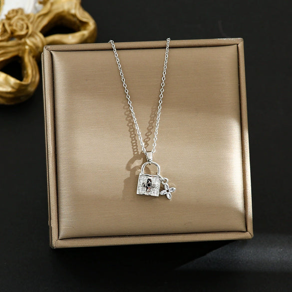 Wholesale Light Luxury Geometric Microinlaid Titanium Steel Women's Clavicle Necklace