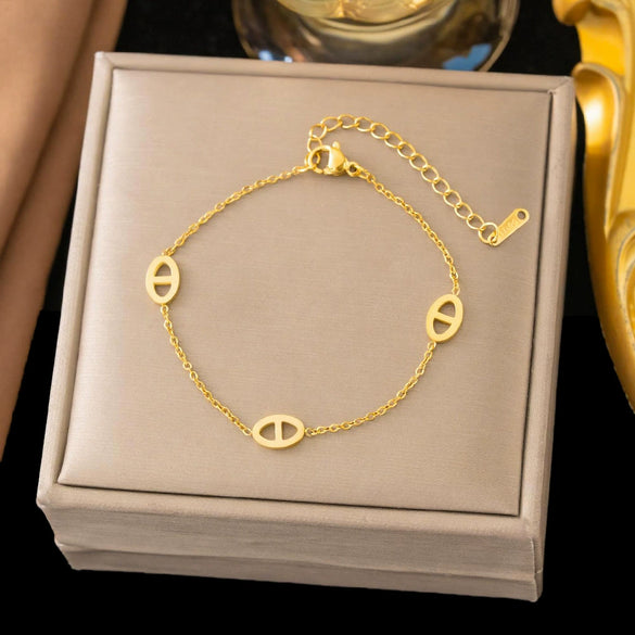 Wholesale Light Luxury Geometric Real Gold Plated Titanium Steel Necklace And Bracelet For Women With Letters Numbers Text Patterns