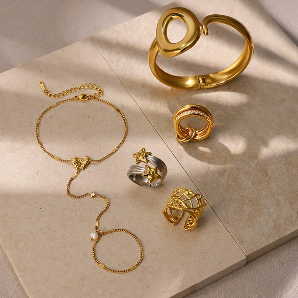 Wholesale Light Luxury Geometric Stainless Steel And Titanium Steel Jewelry Set With Pvd Furnace Vacuum Real Gold Plating For Women