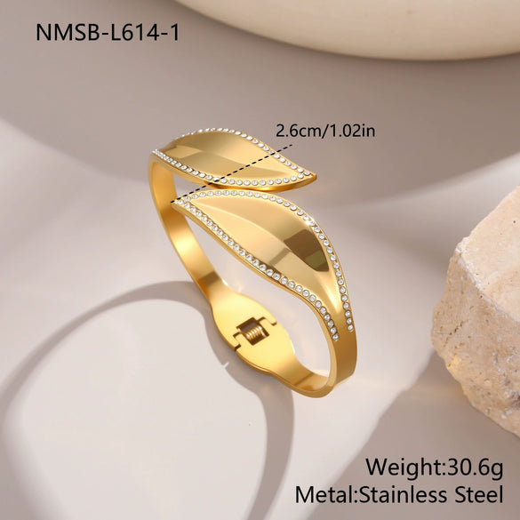 Wholesale Light Luxury Geometric Stainless Steel Electroplated Encrusted Open Bracelet For Women