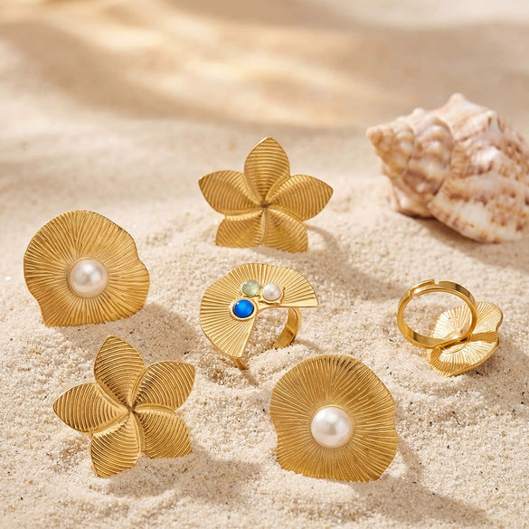 Wholesale Light Luxury Geometric Stainless Steel Electroplated Floral Ring Set For Women