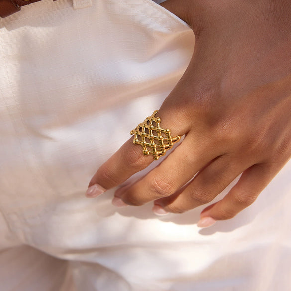 Wholesale Light Luxury Geometric Stainless Steel Electroplated Women's Ring