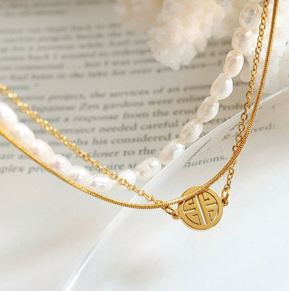 Wholesale Light Luxury Geometric 316L Stainless Steel And Freshwater Pearl Electroplating Bracelet For Women