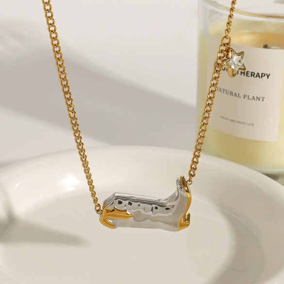 Wholesale Light Luxury High End Titanium Steel And Stainless Steel Necklace With Geometric Design And Electroplating For Women
