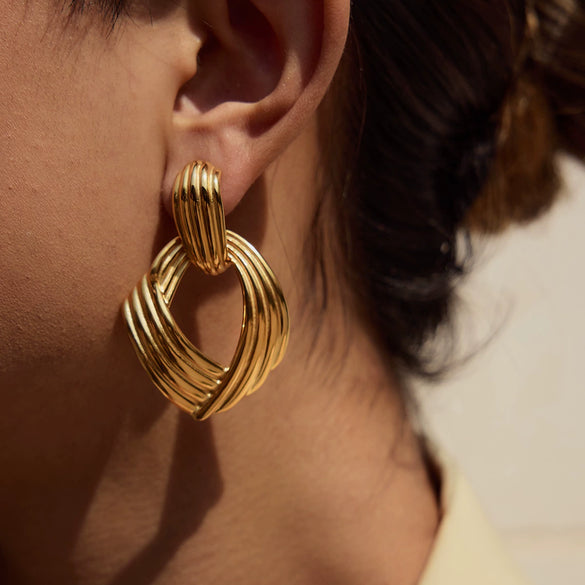 Wholesale Light Luxury High Grade Stainless Steel Geometric Earrings With Electroplating Design For Women
