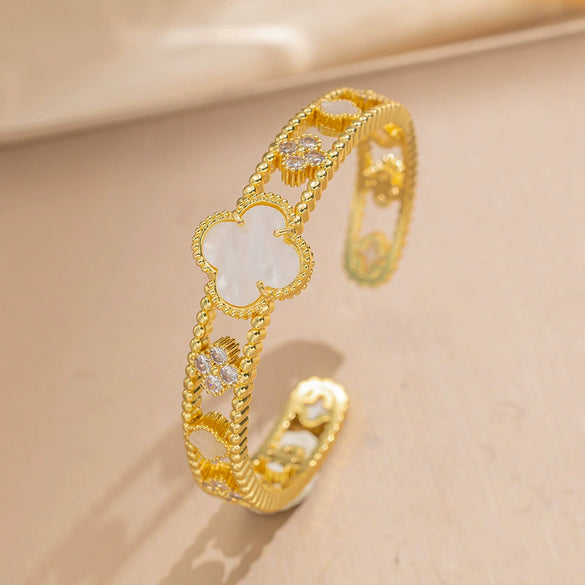 Wholesale Light Luxury Joker Lucky Four Leaf Clover Hand Jewelry Copper Micro Inlaid Zircon Electroplated Bracelet Ring