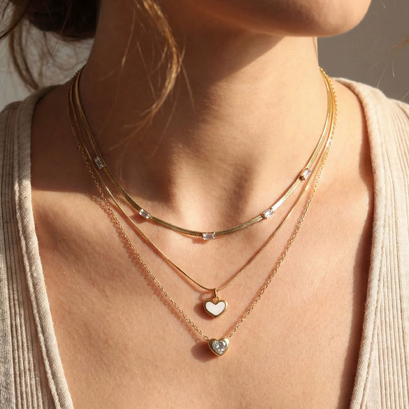 Wholesale Light Luxury Love Heart Titanium Steel Goldplated Snake Chain Necklace For Women