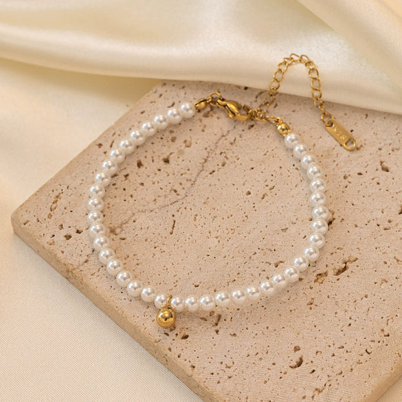 Wholesale Light Luxury Natural Heart Geometric Electroplated Titanium Steel Women's Bracelet