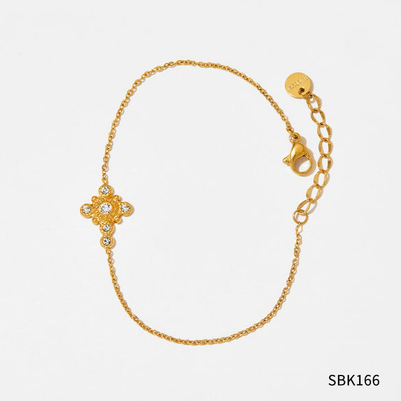 Wholesale Light Luxury New Diamond Stainless Steel Women's Bracelet With Geometric Design And Electroplating