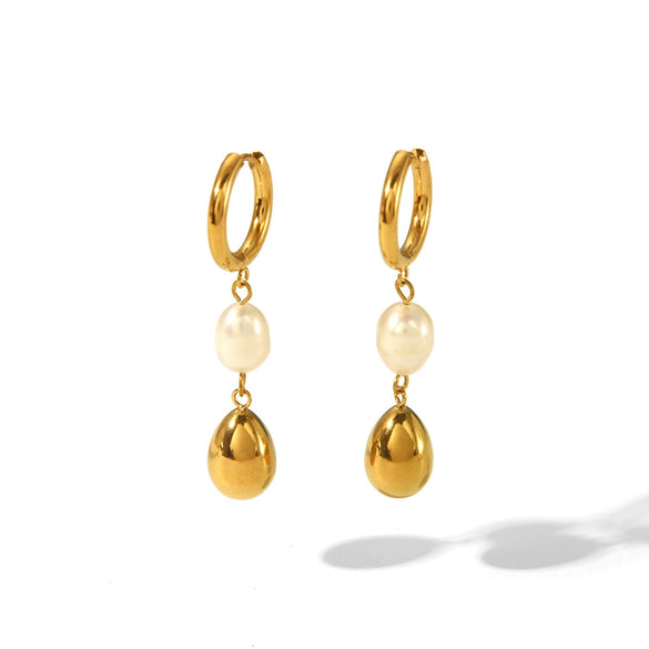 Wholesale Light Luxury Niche Titanium Steel Drop Shape Earrings For Women 18K Gold Plated