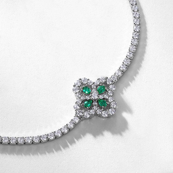 Wholesale Light Luxury Retro Fourleaf Clover Petal Bracelet S925 Silver Inlay Cultivation Emerald Geometric Design Women's