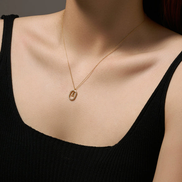 Wholesale Light Luxury 925 Silver Letter Pendant Necklace With Platinum Plated Zirconium Collarbone Chain For Women