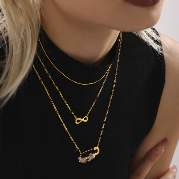 Wholesale Light Luxury Stainless Steel Natural Stone Freshwater Pearl Three Layer Necklace With 8 Character Rice Bead And Geometric Design Electroplated