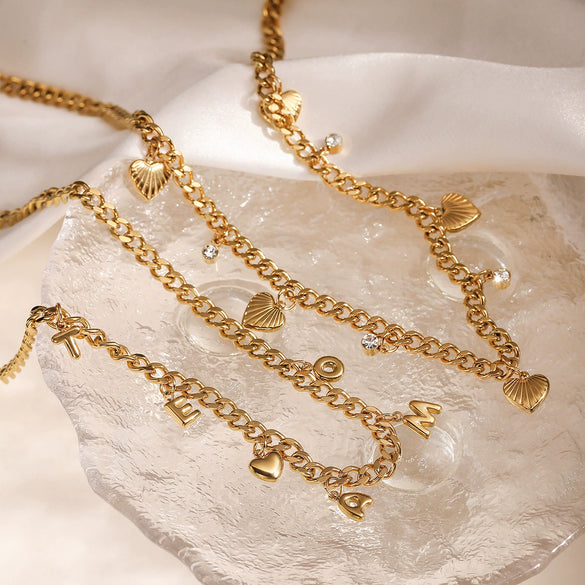 Wholesale Light Luxury Stainless Steel Necklace With 18K Gold Plated Geometric Flower Pendant Exaggerated Personality Style