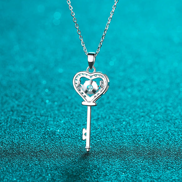 Wholesale Light Luxury 925 Sterling Silver Lock Pendant Necklace With Crown Pattern And Electroplating Treatment For Female