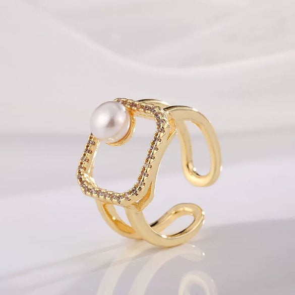 Wholesale Light Luxury Style Copper Zircon Goldplated Ring For Women