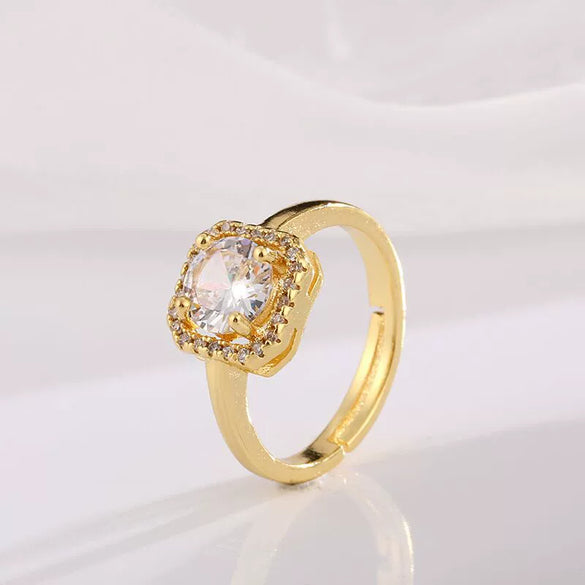 Wholesale Light Luxury Style Copper Zircon Goldplated Ring For Women
