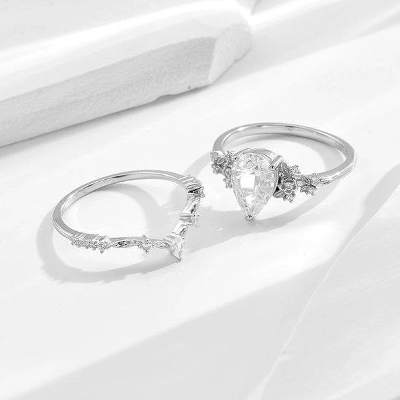 Wholesale Light Luxury Style Drop Shape Electroplated Silver Jewelry Set For Women Clavicle Chain And Ring With High Carbon Diamond And White Zirconium