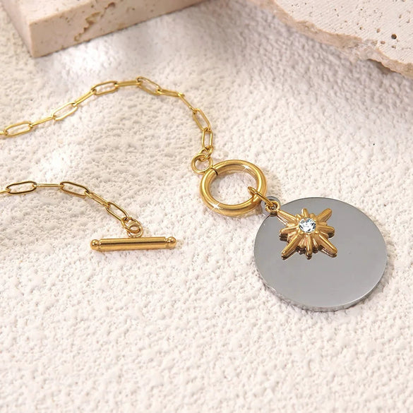 Wholesale Light Luxury Style Electroplated Stainless Steel Geometric Eightpointed Star Paperclip Chain Necklace For Women