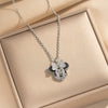 Wholesale Light Luxury Style Geometric Wave Pattern 18K Gold Plated Copper Pendant O Word Chain Necklace For Women