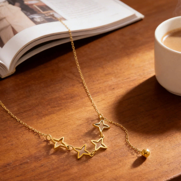 Wholesale Light Luxury Style 18K Gold Plated Stainless Steel And Titanium Steel Starburst Pendant Clavicle Necklace For Women