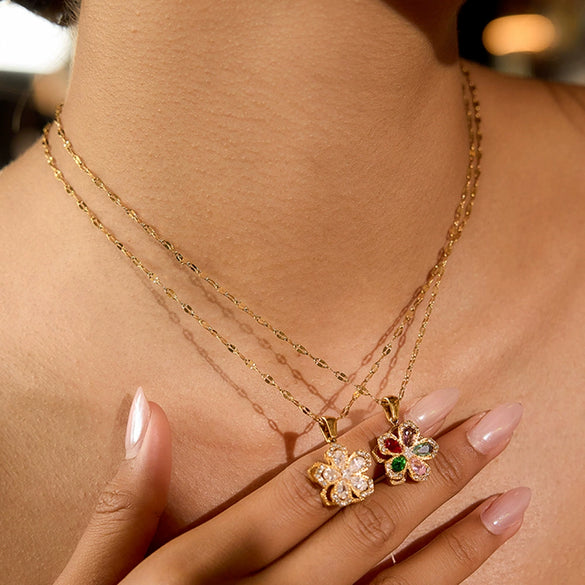 Wholesale Light Luxury Style Rotatable Geometric Flower Zircon Stainless Steel Electroplated Pendant Necklace For Women