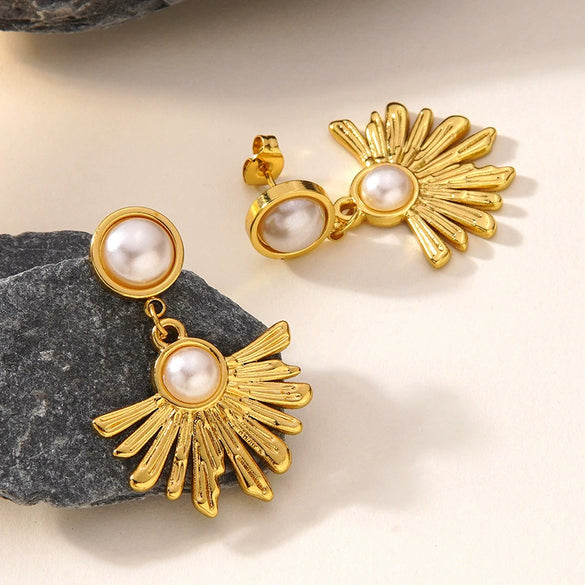 Wholesale Light Luxury Style Stainless Steel Electroplated Flower Pearl Fanshaped Earrings For Women