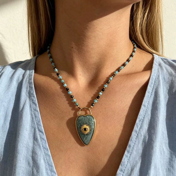 Wholesale Light Luxury Style Stainless Steel Heart Shape Pendant With Natural Stone Eyes Women's Handmade Beaded Chain Necklace