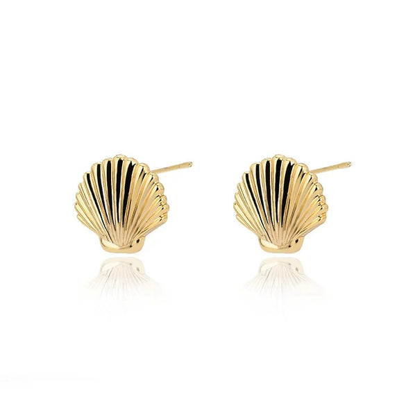 Wholesale Light Luxury Style Stainless Steel Shell Imitation Pearl Earrings For Women With Electroplating