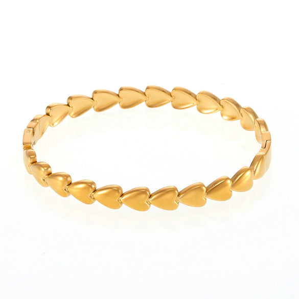 Wholesale Light Luxury Women's 18K Goldplated Stainless Steel Geometric Love Bracelet With Electroplating Treatment