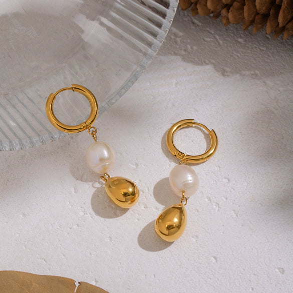 Wholesale Literary Retro Geometric Freshwater Pearl Earrings With Pvd Furnace Vacuum Real Gold Plating For Women