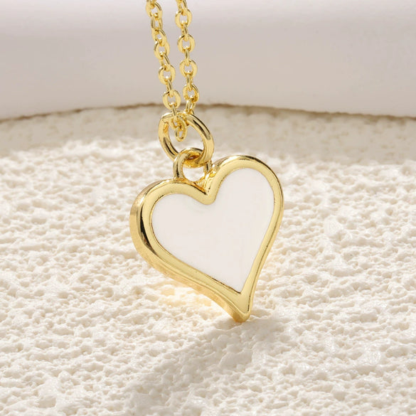Wholesale Little Fresh Style Copper Heart And Star Pendant Necklace With Dripping Oil Design And Goldplated Spring For Women