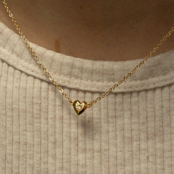 Wholesale Love Zircon Heart Shaped Pendant Necklace For Ladies In Ins Style With Copper Material And Diamond Treatment Mixed Gemstone Inlay