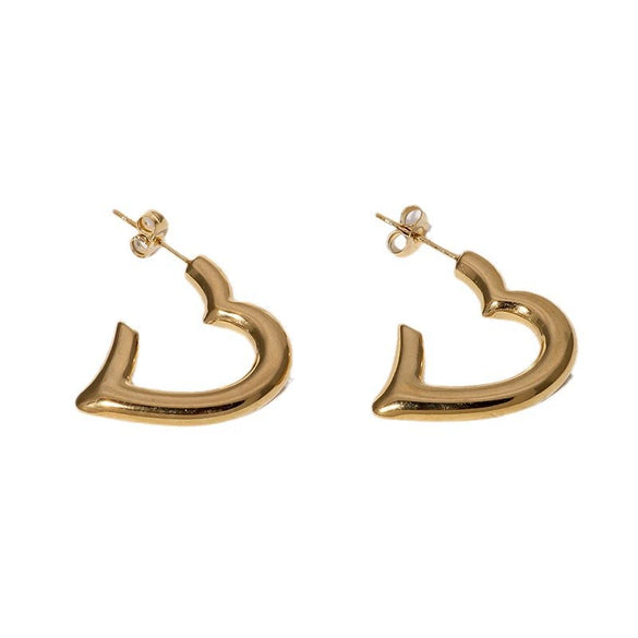 Wholesale Loveshaped Stainless Steel Stud Earrings For Women With Electroplating In Simple Fashion