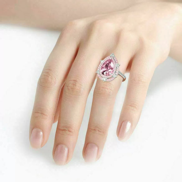Wholesale Luxury Dropshaped Copper Ring Micro Inlaid With Zircon For Women