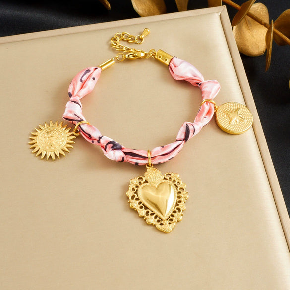 Wholesale Luxury Retro Diy Jewelry Set With Goldplated Stainless Steel Heart Water Drop Bell Pendant For Women