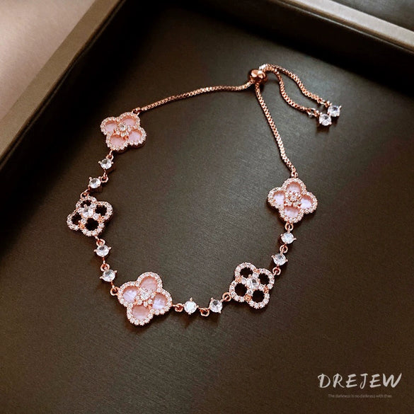 Wholesale Luxury Silver Bracelet With Imitation Pearls And Geometric Zirconia For Women
