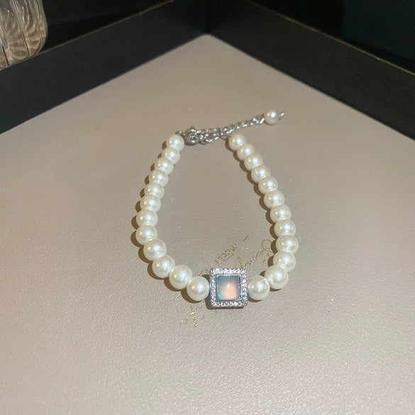 Wholesale Luxury Silver Bracelet With Imitation Pearls And Geometric Zirconia For Women
