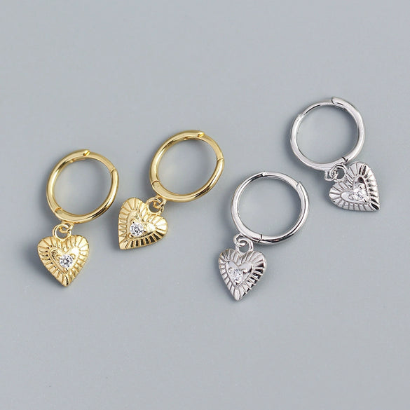 Wholesale Luxury Style S925 Silver Retro Heart Shaped Diamond Ear Buckle Earrings For Women