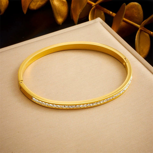 Wholesale Magnetic Czech Diamond Bracelet Titanium Steel Geometric Style Electroplated Unisex Jewelry