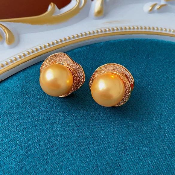 Wholesale Medieval Vintage Women's Geometric Copper Earrings With 925 Silver Needles Zircon Pearl Electroplated
