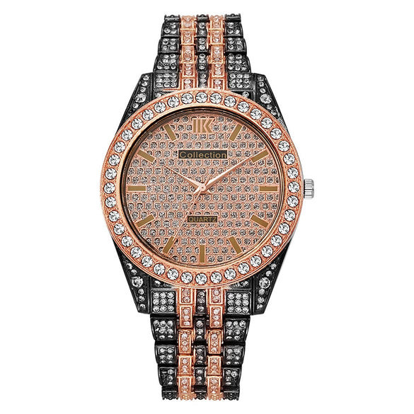 Wholesale Men's Fashionable Quartz Watch With Alloy Case Steel Strip Strap Round Dial And Rome Scale