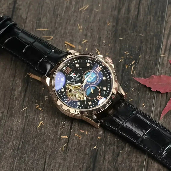 Wholesale Men's Leisure Fully Automatic Mechanical Watch With Round Dial Alloy Case Genuine Leather Strap Stainless Steel Pin Buckle And Mineral Reinforced Glass Mirror