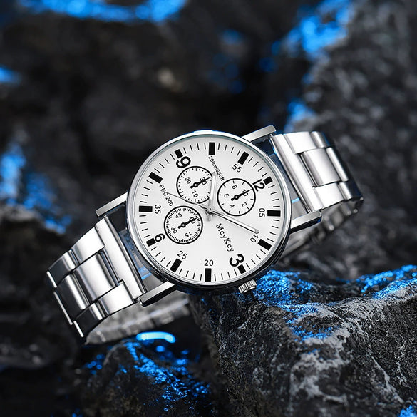 Wholesale Men's Simple Casual Quartz Watch With Stainless Steel Band And Round Dial Made Of Plastic Case And Alloy Buckle