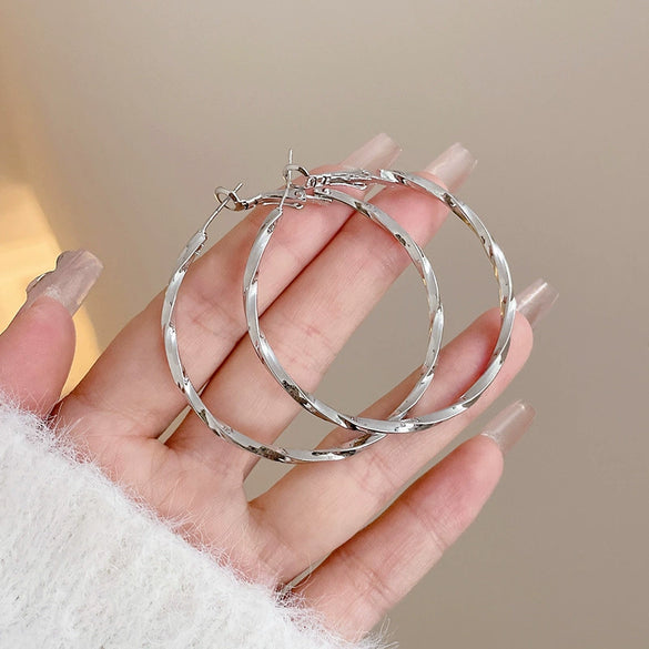 Wholesale Metal Alloy Cat's Eye Earrings With Geometric Pattern Retro Exaggerated Style For Women