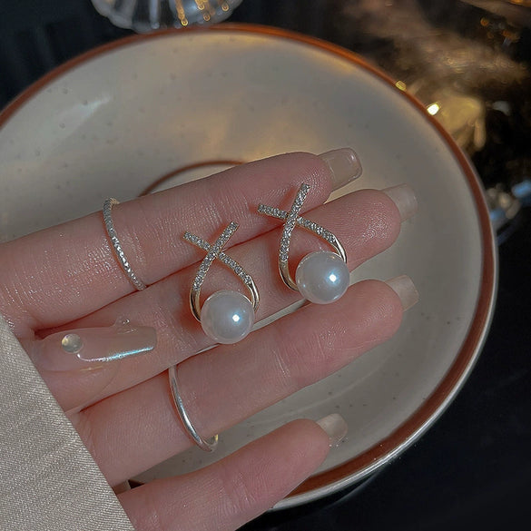 Wholesale Metal Alloy Cat's Eye Earrings With Geometric Pattern Retro Exaggerated Style For Women