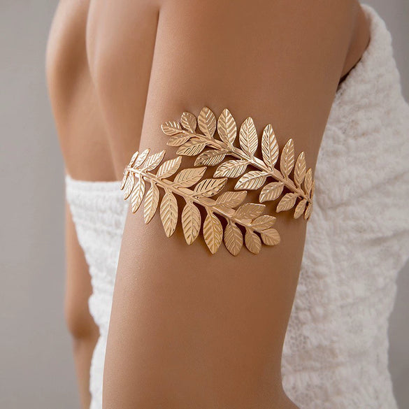 Wholesale Metal Alloy Flower Geometric Open Arm Bracelet Punk Style Niche For Women